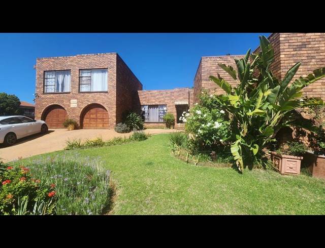 4 BEDROOM HOUSE FOR SALE IN GLENVISTA